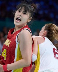 C7娱乐官网-20分钟砍21+11斩获MVP！球迷：不怎么看篮球都觉得你断层厉害|李月汝|韩旭|体育赛事讨论|WCBA|中国女篮_新浪体育_新浪新闻