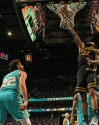 C7娱乐官网-3战轰60分！维金斯梦回2022 勇士冲刺迎回利器