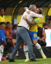 游戏体验-王勤伯：蒂特和巴西都需要走出斯科拉里的阴影